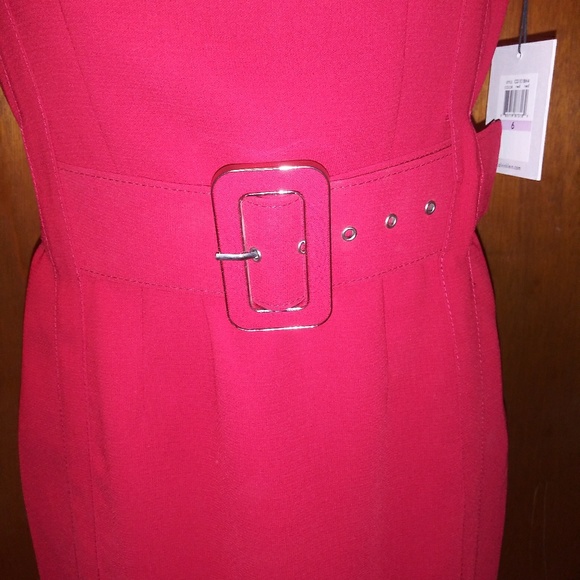 Dress - Picture 2 of 7